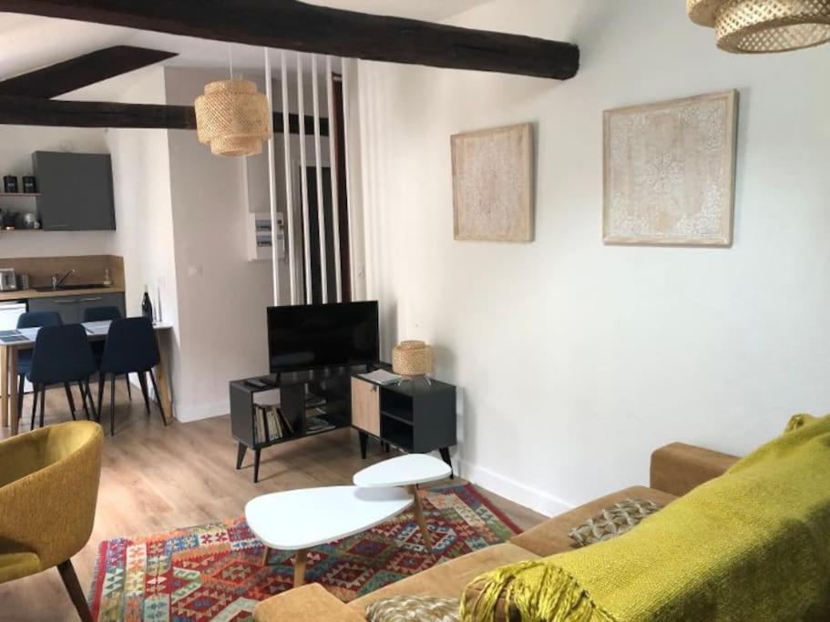 Appartement En Coeur De Ville Angers Exterior photo